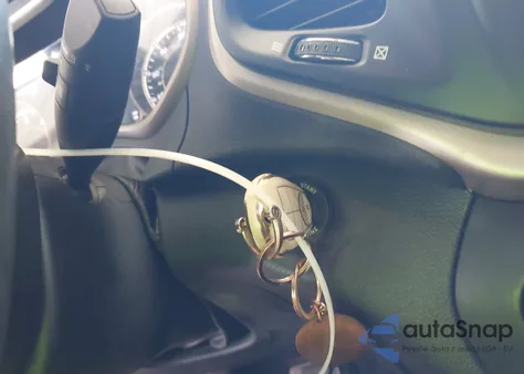 2017 Jeep Cherokee Latitude Fwd из США, поврежденный, VIN 1C4PJLCB5HW617221